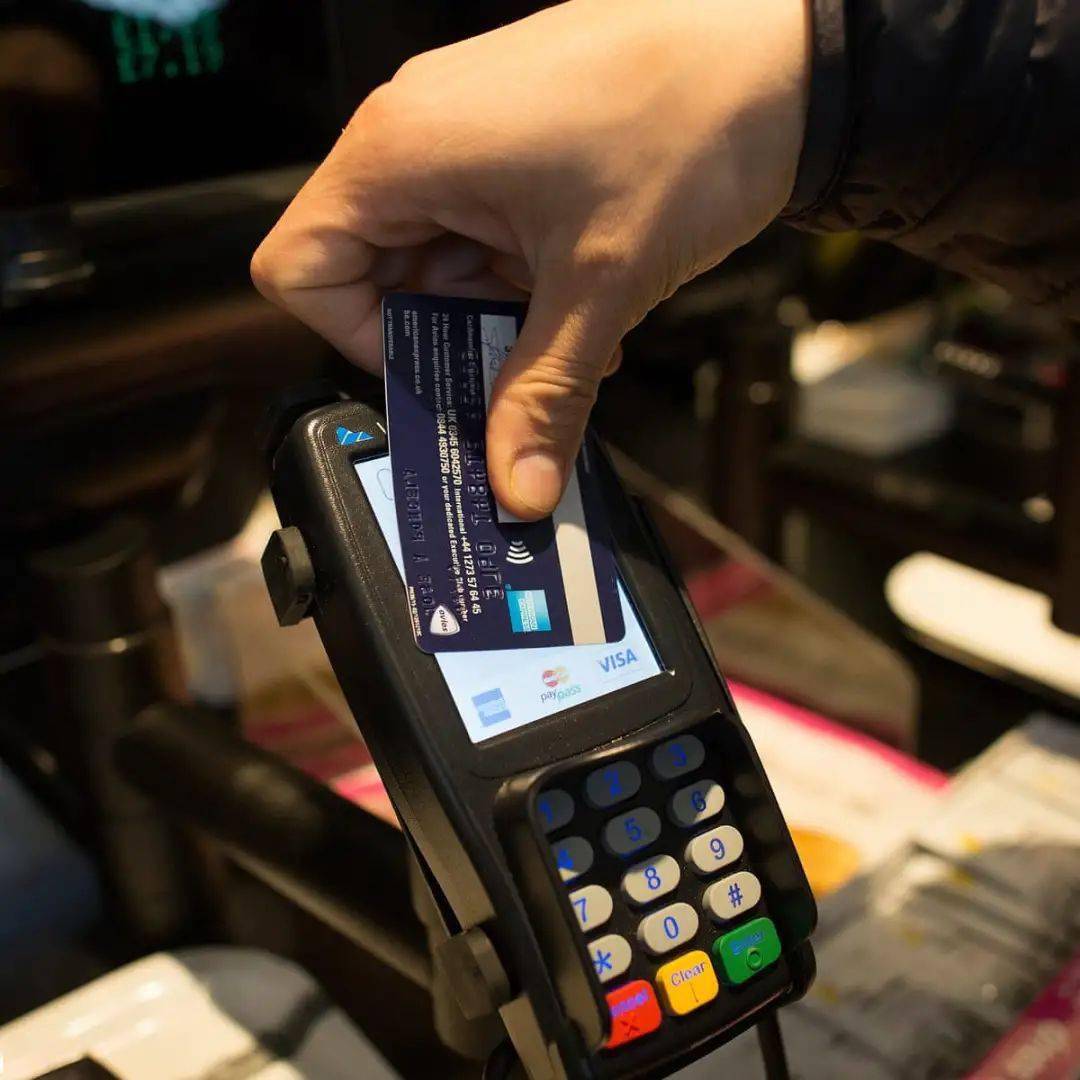 银盛通正确刷卡方法 银盛pos机刷卡流程（银盛pos机刷卡教程）